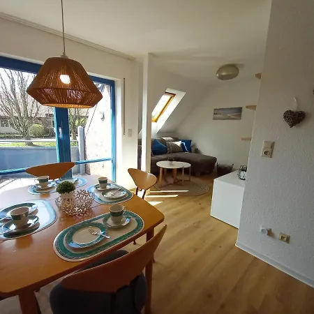 Nordseemole Apartment *